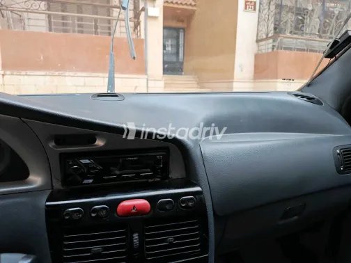 فيات سينا 2002 أبيض مستعملة للبيع - 3