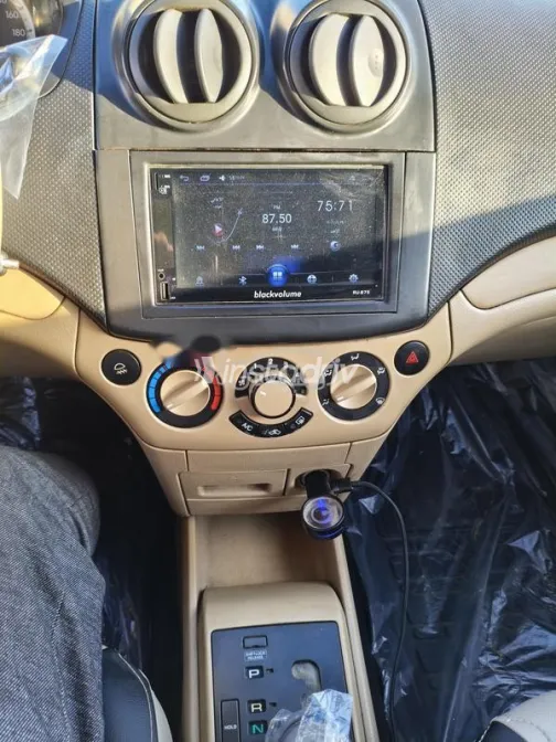 شيفروليه افيو 2013 رمادي مستعملة للبيع - 3