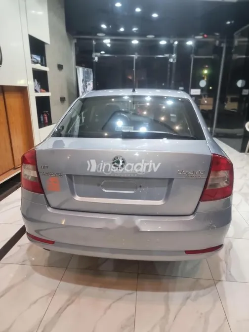 سكودا اوكتافيا 2007 أسود مستعملة للبيع - 3