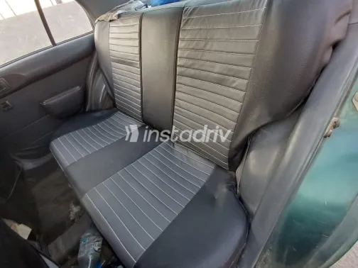 تويوتا كورولا 1996 أبيض مستعملة للبيع - 7