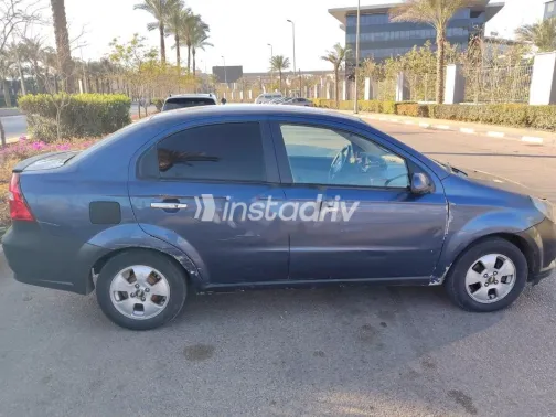 شيفروليه افيو 2019 أبيض مستعملة للبيع - 1