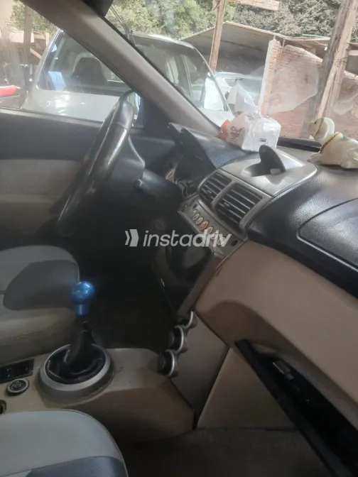 بروتون جين 2 2006 أبيض مستعملة للبيع - 4