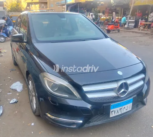 مرسيدس B 200 2013 أبيض مستعملة للبيع - 4