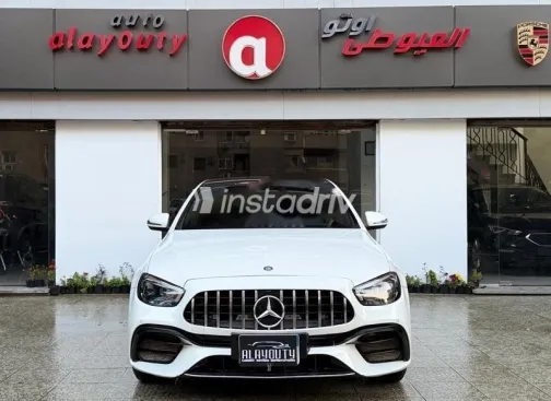 مرسيدس E 180 2019 أبيض مستعملة للبيع - 1
