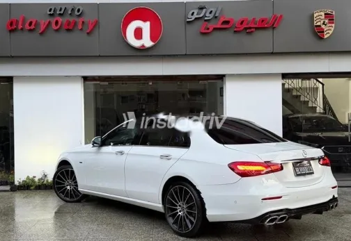 مرسيدس E 180 2019 أبيض مستعملة للبيع - 3