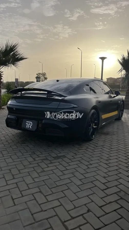 شاومي اس يو 7 2025 أسود مستعملة للبيع - 4