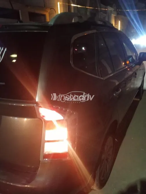 Kia Carens 2013 Brown Used for Sale - 2