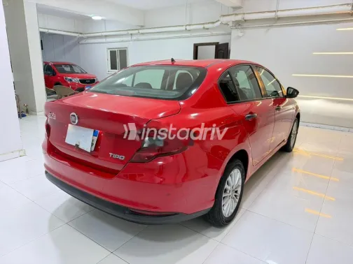 فيات تيبو 2021 أحمر مستعملة للبيع - 4