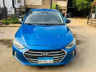 هيونداي إلنترا 2020 أسود مستعملة للبيع