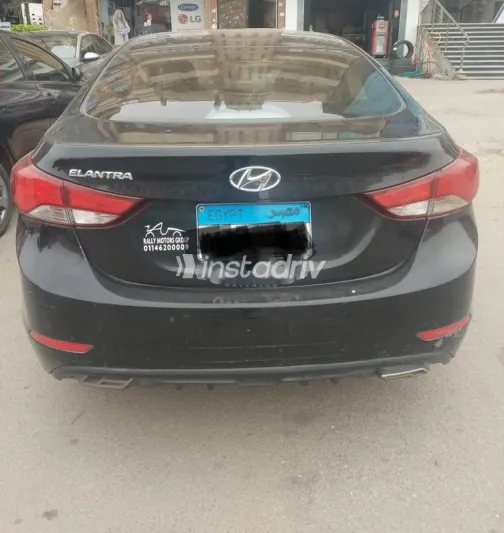 هيونداي إلنترا ام دى 2016 أبيض مستعملة للبيع - 3