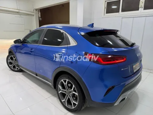 كيا اكسيد 2022 أزرق غامق مستعملة للبيع - 5