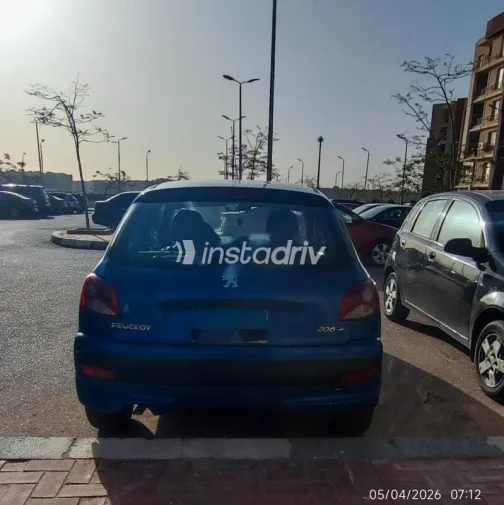 بيجو 206 2011 أزرق غامق مستعملة للبيع - 10