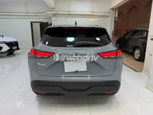 نيسان قشقاي 2022 فضي مستعملة للبيع - 7