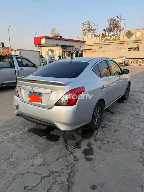 Nissan Sunny 2018 White Used for Sale - 2