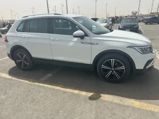 Volkswagen Tiguan 2023 White Used for Sale