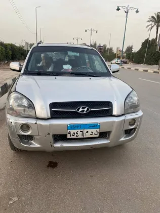 Hyundai Tucson 2005 White Used for Sale