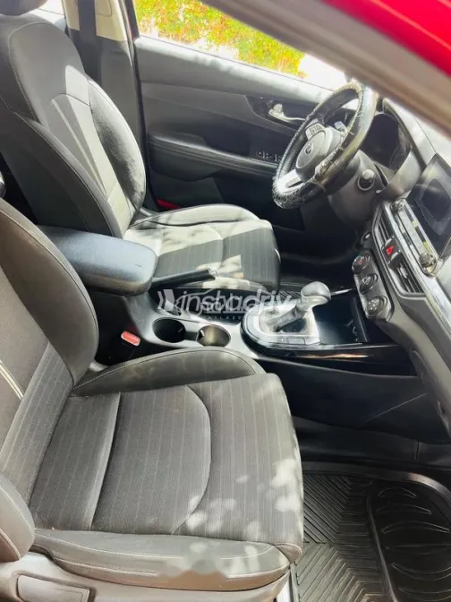 Kia Cerato 2020 Red Used for Sale - 7