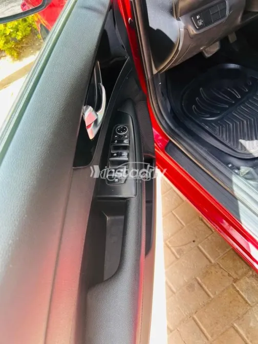 Kia Cerato 2020 Red Used for Sale - 10