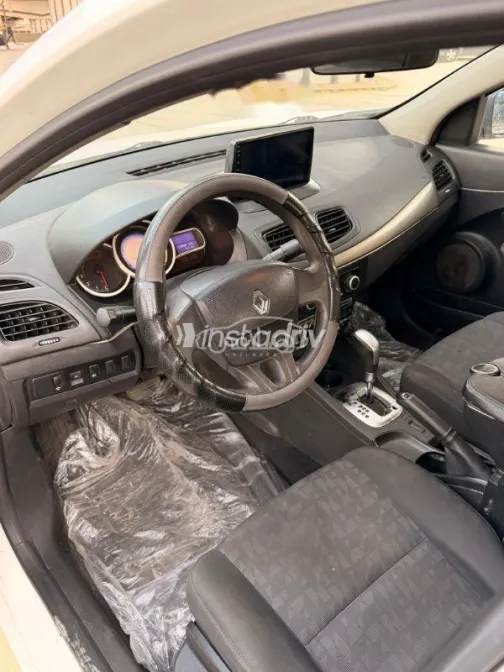 رينو فلوانس 2015 أبيض مستعملة للبيع - 5