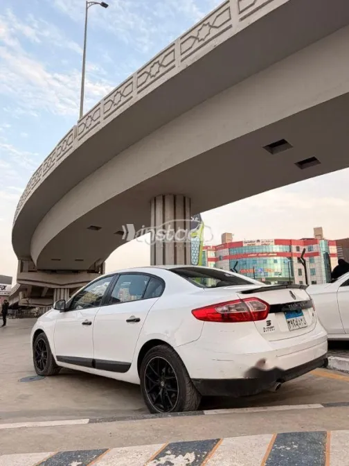 رينو فلوانس 2015 أبيض مستعملة للبيع - 6