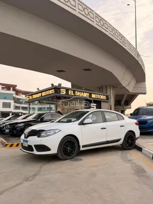 رينو فلوانس 2015 أبيض مستعملة للبيع