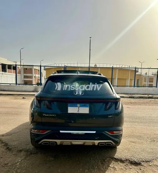 Hyundai Tucson 2024 Dark Gray Used for Sale - 2