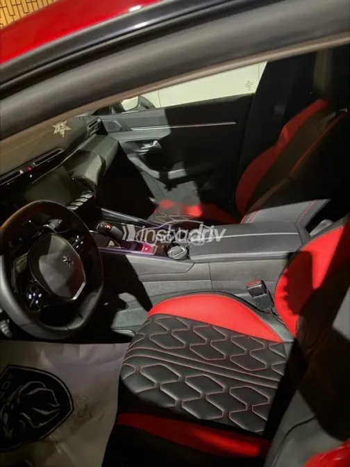 Peugeot 508 2022 Red Used for Sale - 4