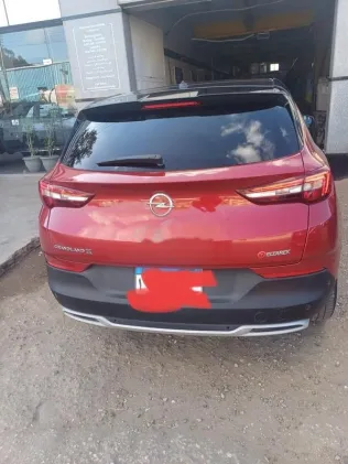 اوبل جراند لاند 2022 أبيض مستعملة للبيع