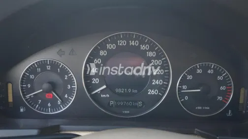 مرسيدس E 320 2003 أسود مستعملة للبيع - 3