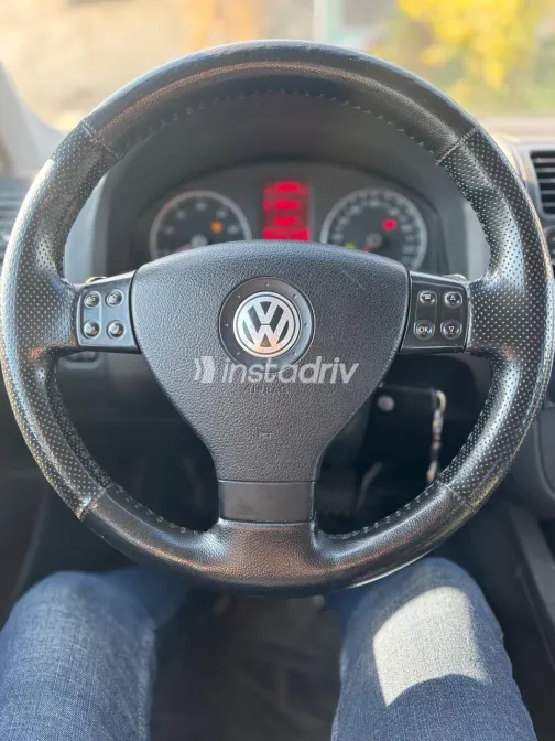 فولكس فاغن جيتا 2006 أبيض مستعملة للبيع - 5