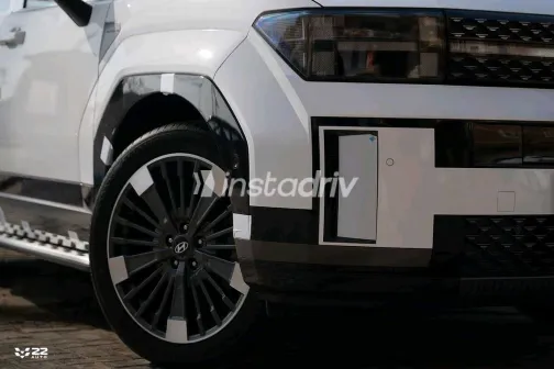 Hyundai Santa Fe 2025 White Used for Sale - 5