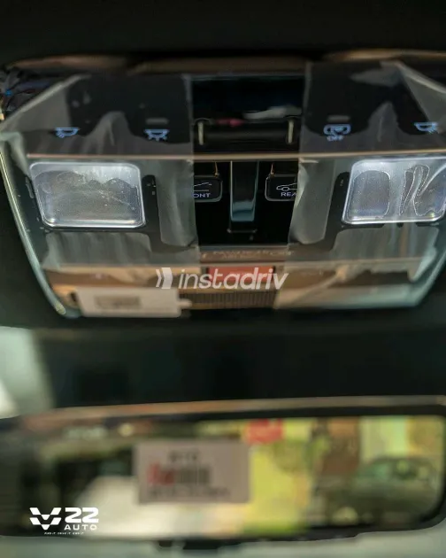 Hyundai Santa Fe 2025 White Used for Sale - 9