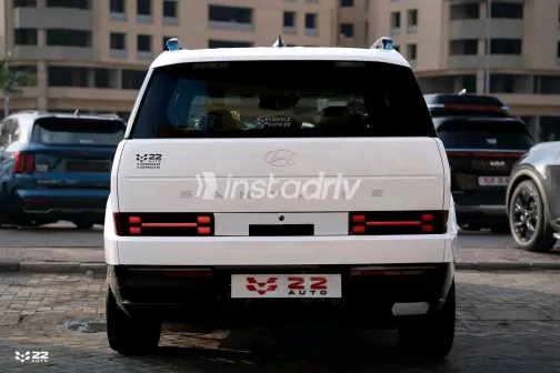 Hyundai Santa Fe 2025 White Used for Sale - 10