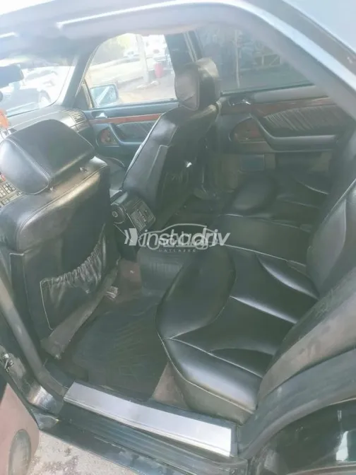 مرسيدس S 320 1995 أسود مستعملة للبيع - 3