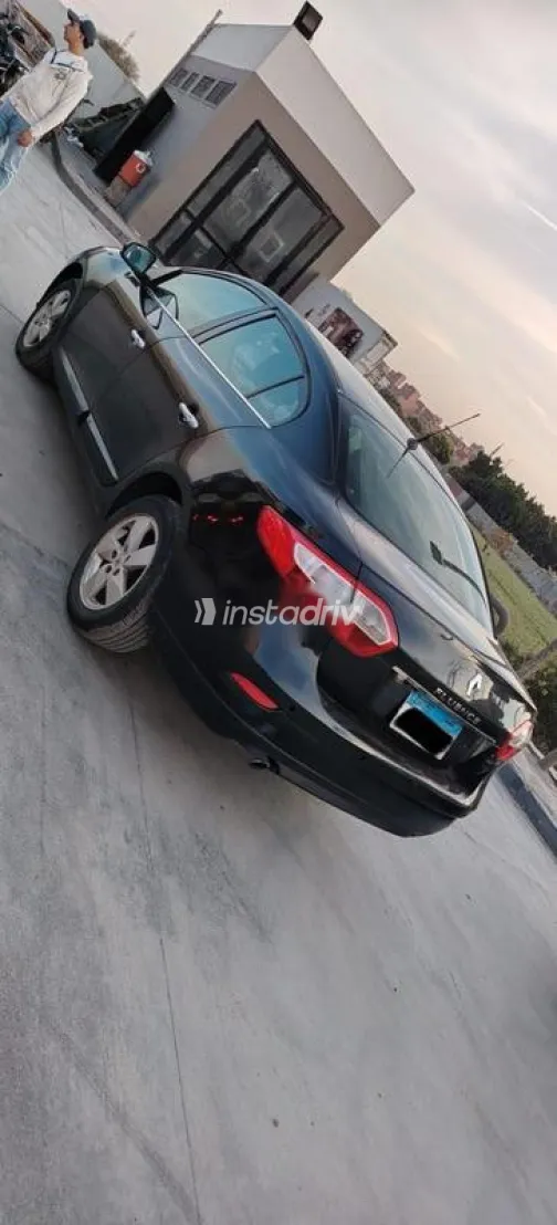 Renault Fluence 2010 Black Used for Sale - 5