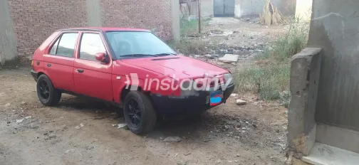 سكودا فيفوريت 1994 أحمر مستعملة للبيع - 1