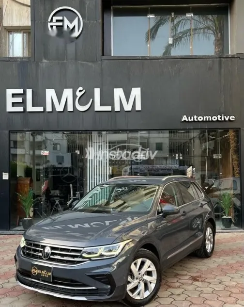 فولكس فاغن تيجون 2021 رمادي مستعملة للبيع - 1