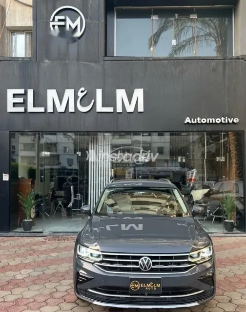 فولكس فاغن تيجون 2021 رمادي مستعملة للبيع - 2