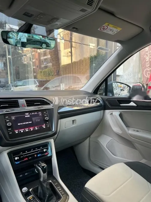 فولكس فاغن تيجون 2021 رمادي مستعملة للبيع - 6