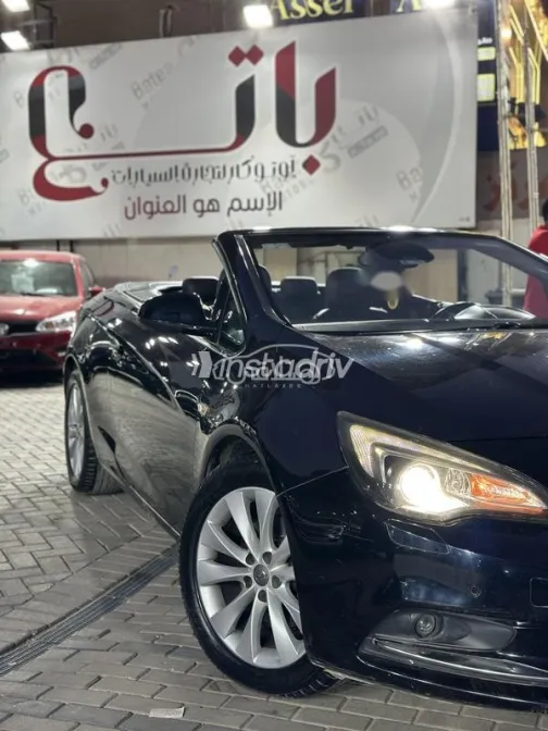 اوبل كاسكادا 2018 أزرق غامق مستعملة للبيع - 2