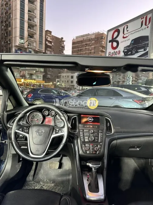 اوبل كاسكادا 2018 أزرق غامق مستعملة للبيع - 9