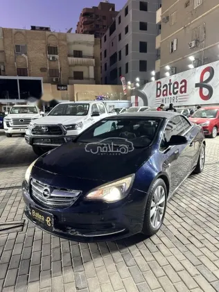 Opel Cascada 2018 Dark Blue Used for Sale