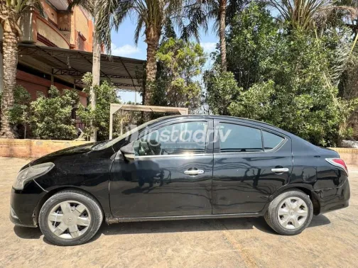Nissan Sunny 2015 Black Used for Sale - 4