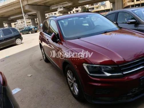 Volkswagen Tiguan 2018 Red Used for Sale - 5