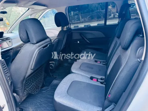 Citroën C4 Grand Picasso 2019 White Used for Sale - 4