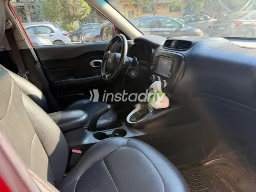 Kia Soul 2017 Red Used for Sale - 10