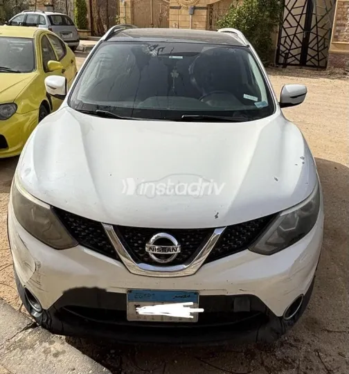 نيسان قشقاي 2017 أبيض مستعملة للبيع - 4