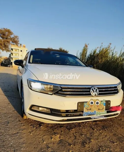 Volkswagen Passat 2019 White Used for Sale - 5