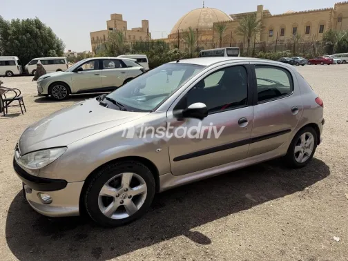 Peugeot 206 2006 Silver Used for Sale - 4