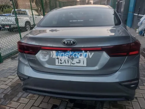 كيا سيراتو 2010 باذنجاني مستعملة للبيع - 6